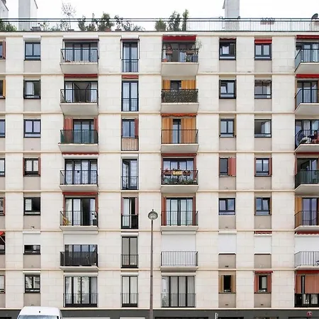 아파트 Premium With Balcony